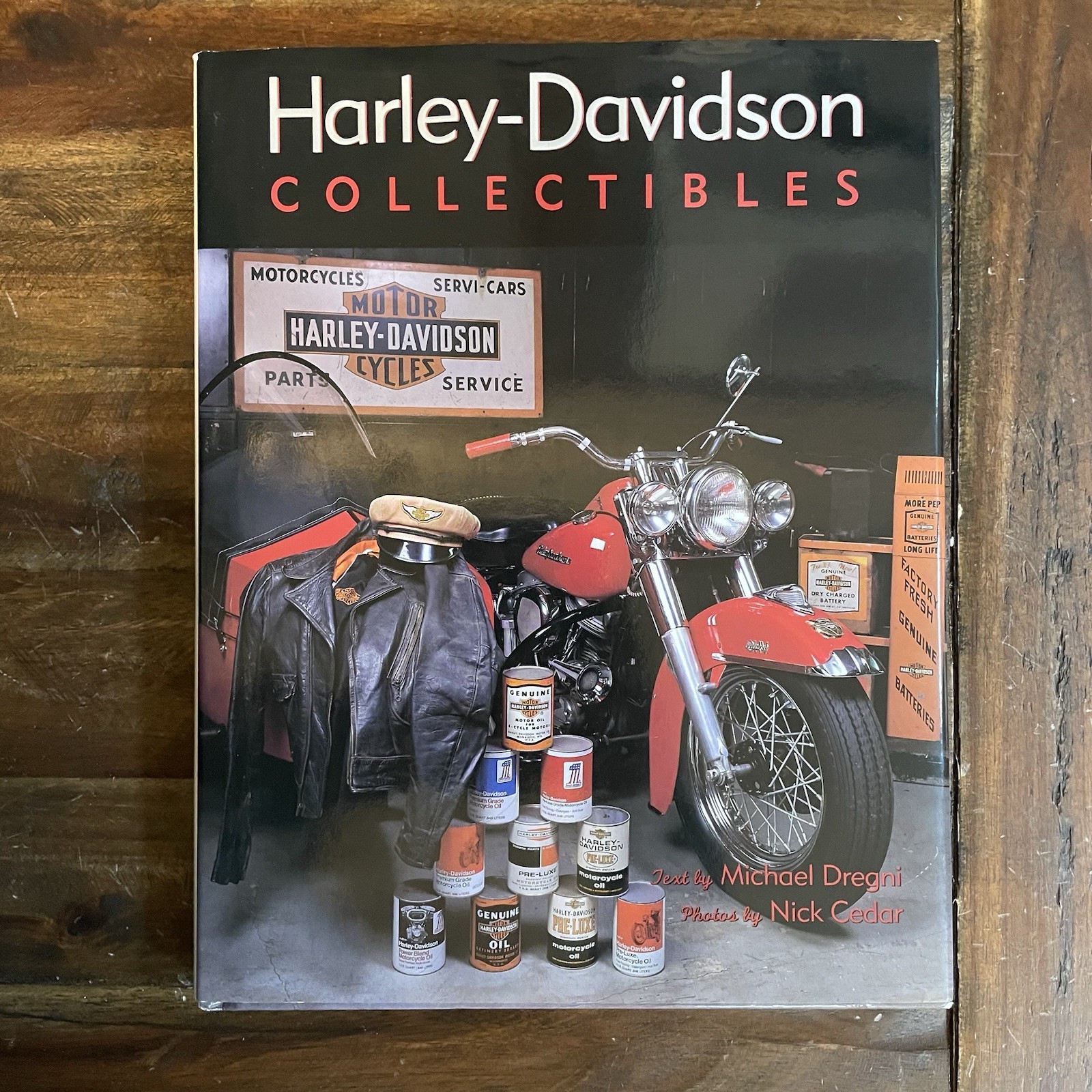 Vintage 1998 Harley-Davidson Collectibles by Dregni & Cedar w/ Dust Jacket