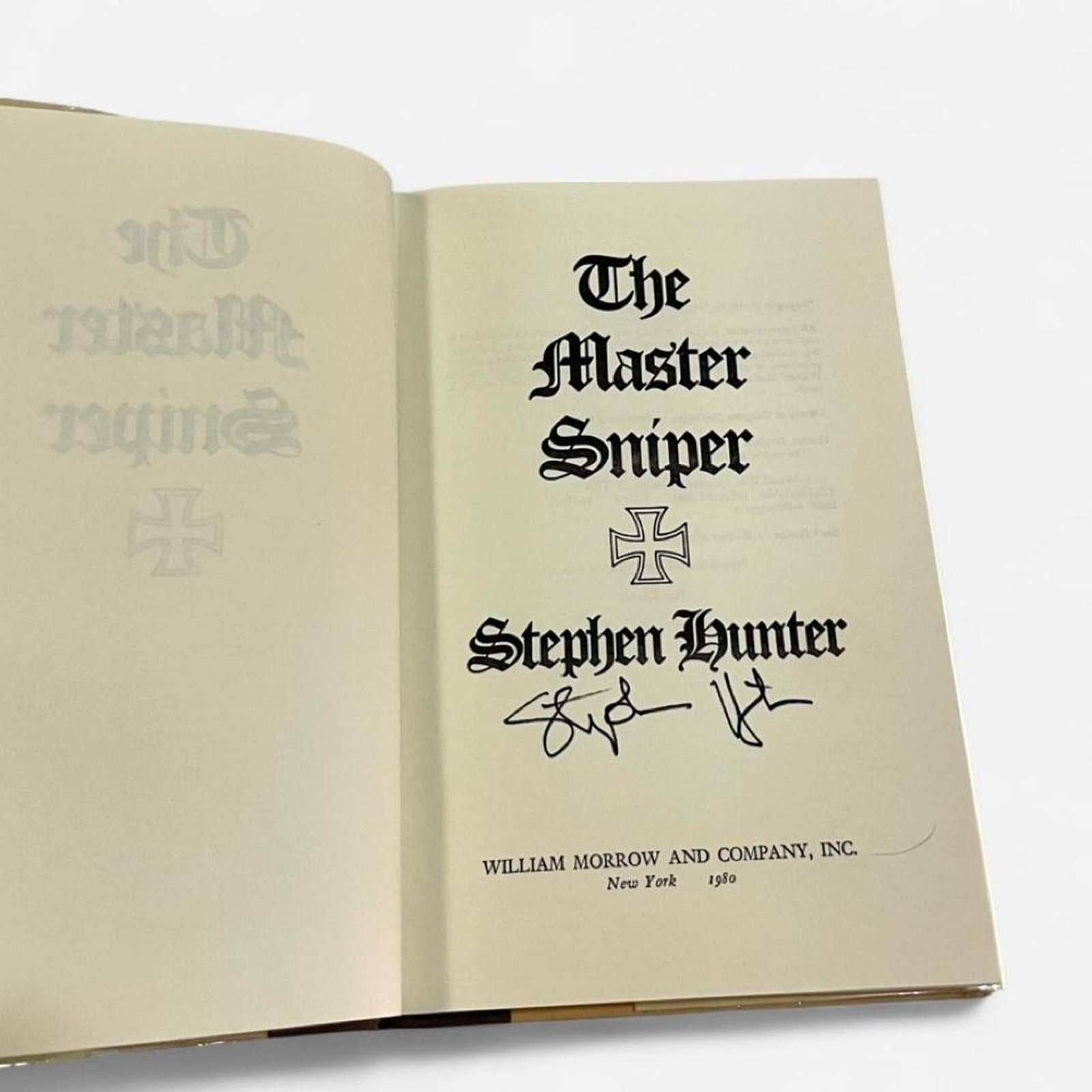 The Master Sniper Stephen Hunter SIGNED First Edition 1st Printing 1980 HCDJ