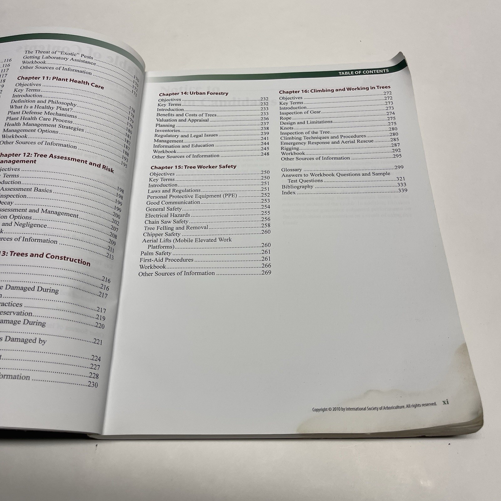 ISA Arborists’ Certification Study Guide Sharon Lilly Paperback – *READ Desc*