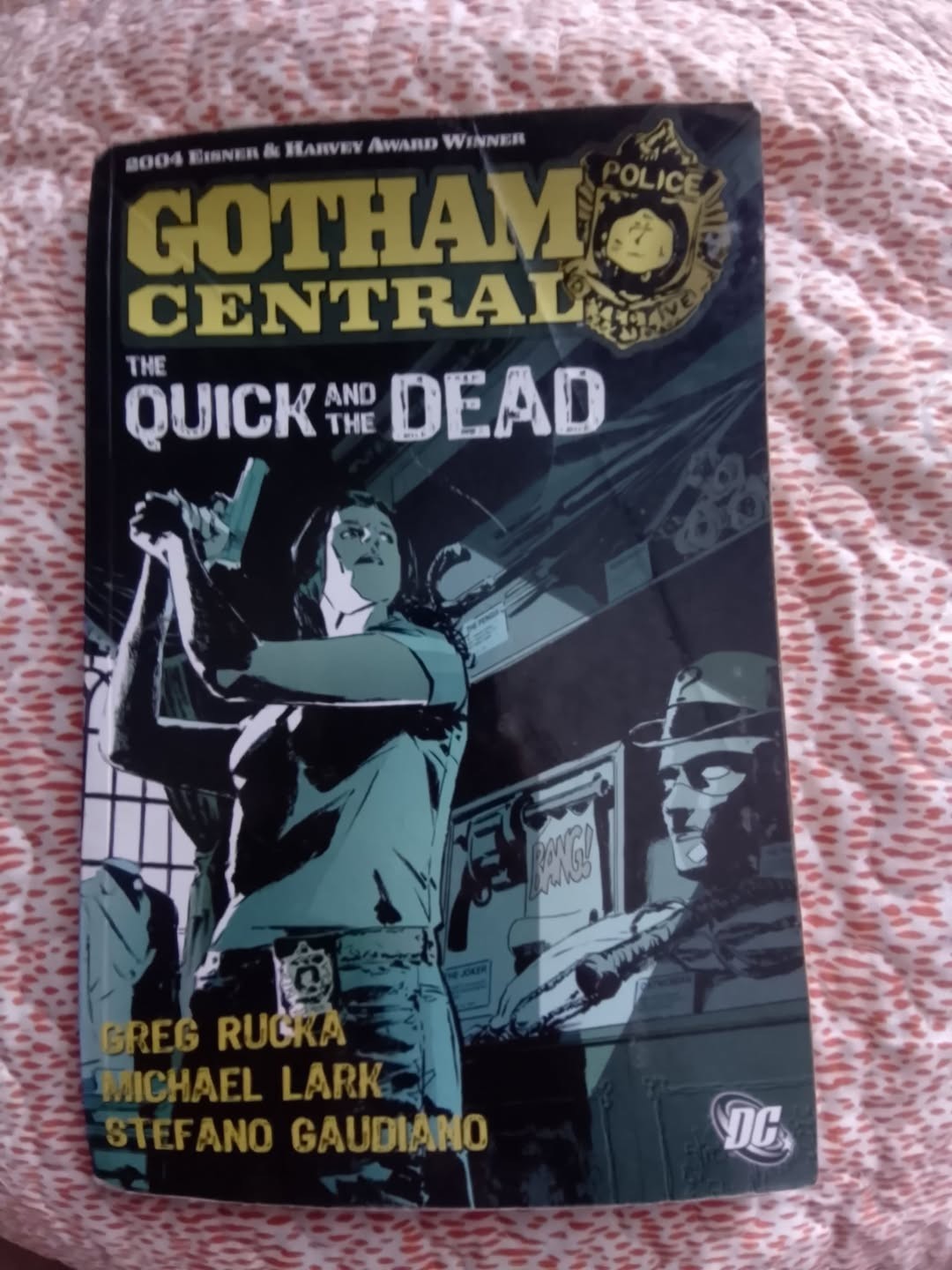 Gotham Central: the Quick and the Dead Paperback Greg, Lark, Mich