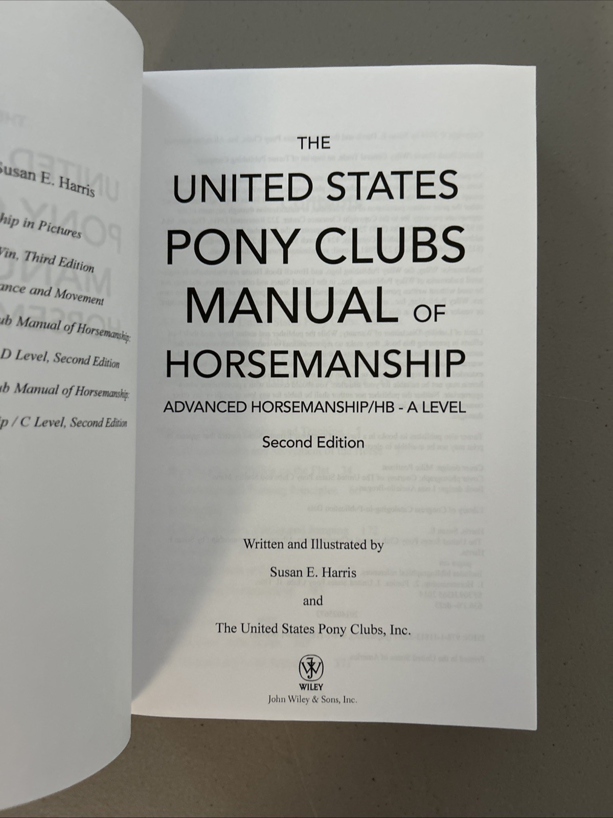 United States Pony Clubs Manual of Horsemanship Book 3 : Advanced (TPB, VG)