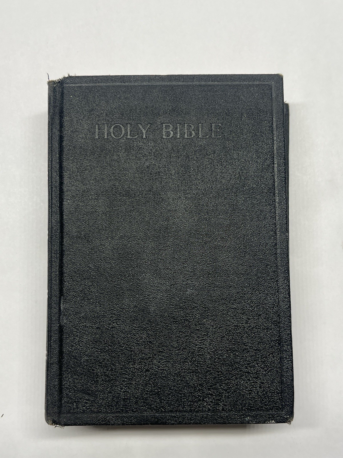 Holy Bible: The Old And New Testament Hardcover