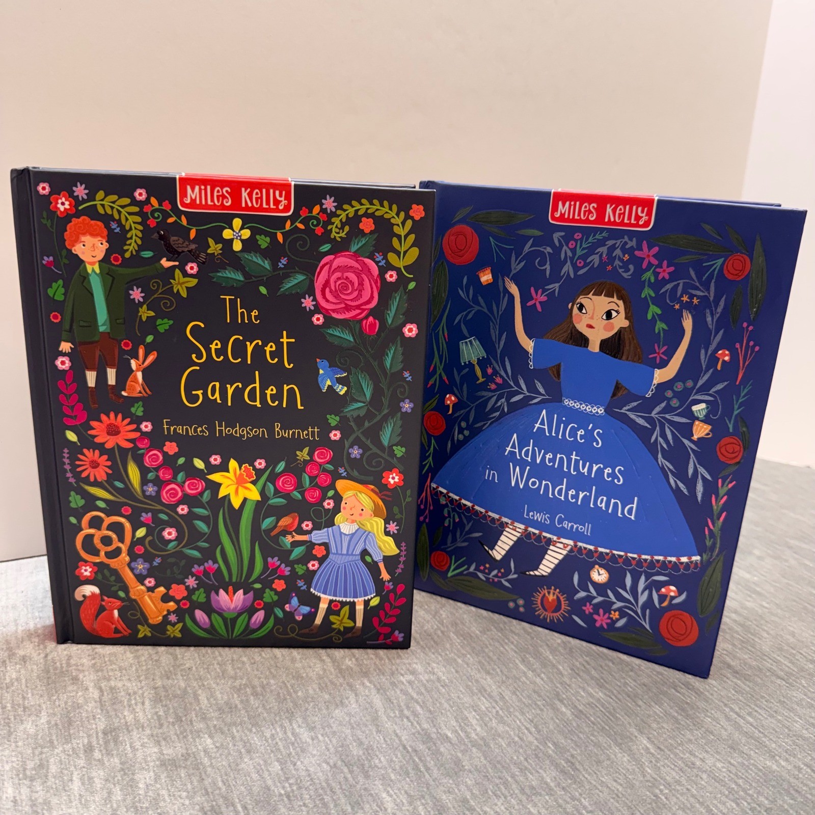 Miles Kelly The Secret Garden & Alice’s Adventures in Wonderland Hardcover Set