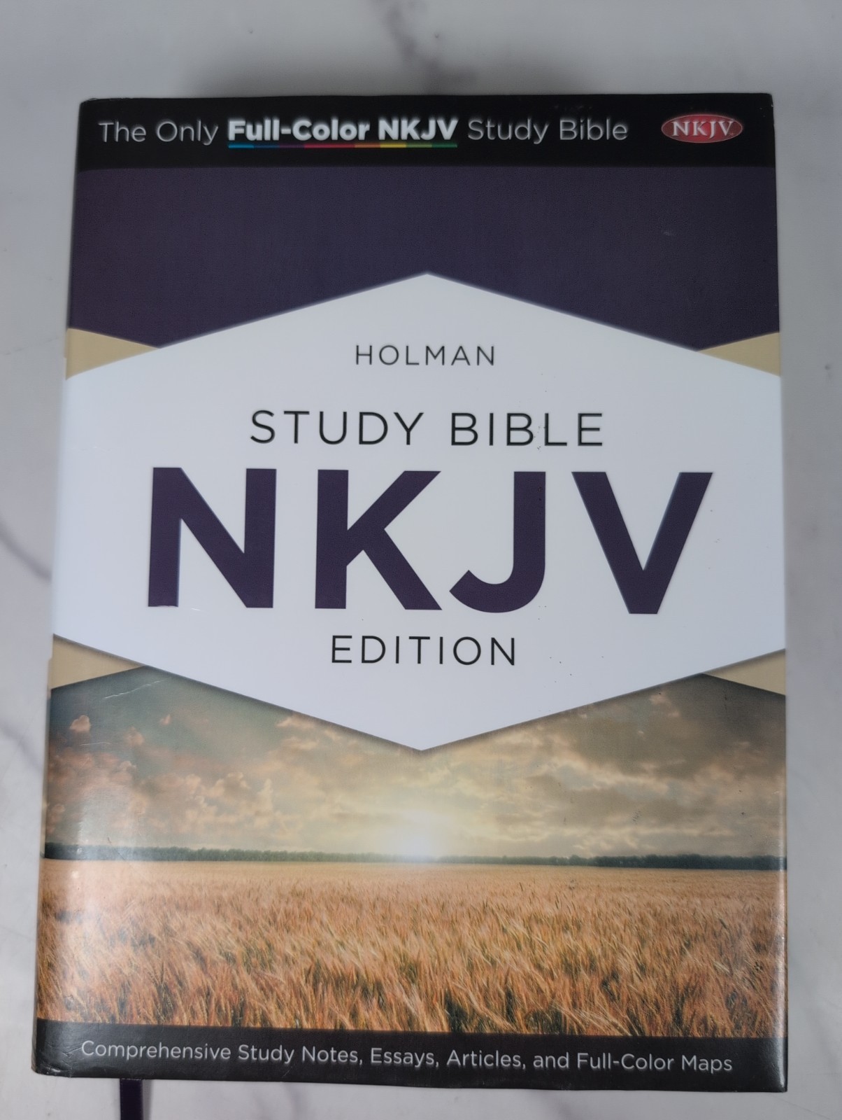 Holman Study Bible: NKJV Edition Full Color Hardcover with Dustjacket