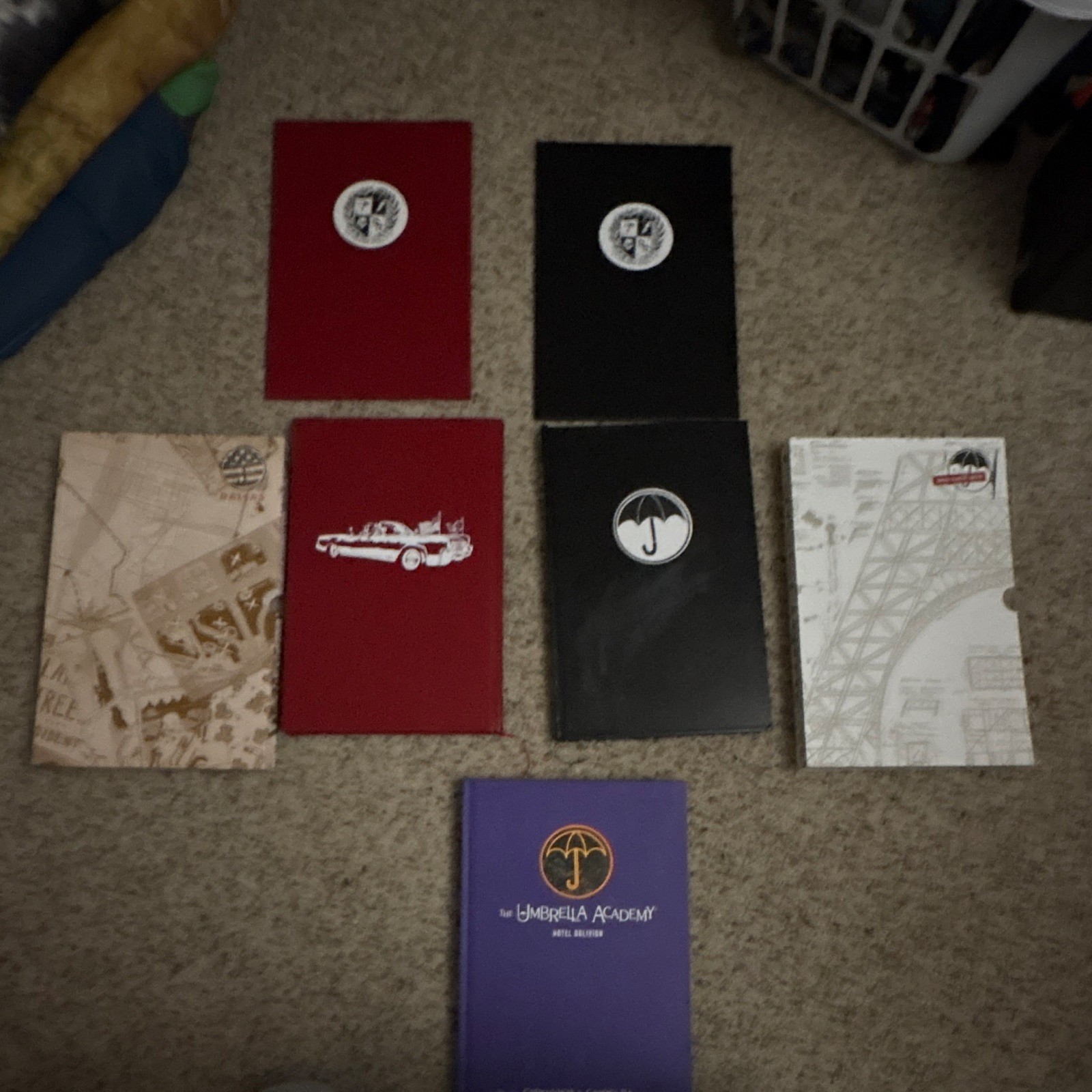 The Umbrella Academy Vol 1-3 Dexlue Library Hardcover editions 1-2
