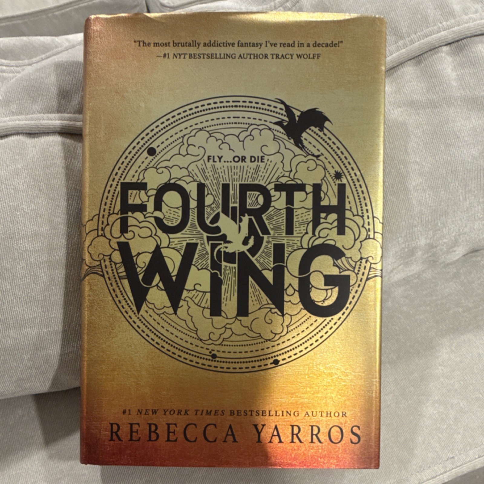 Rebecca Yarros Fourth Wing Hardcover Fantasy Novel Entangled Publishing
