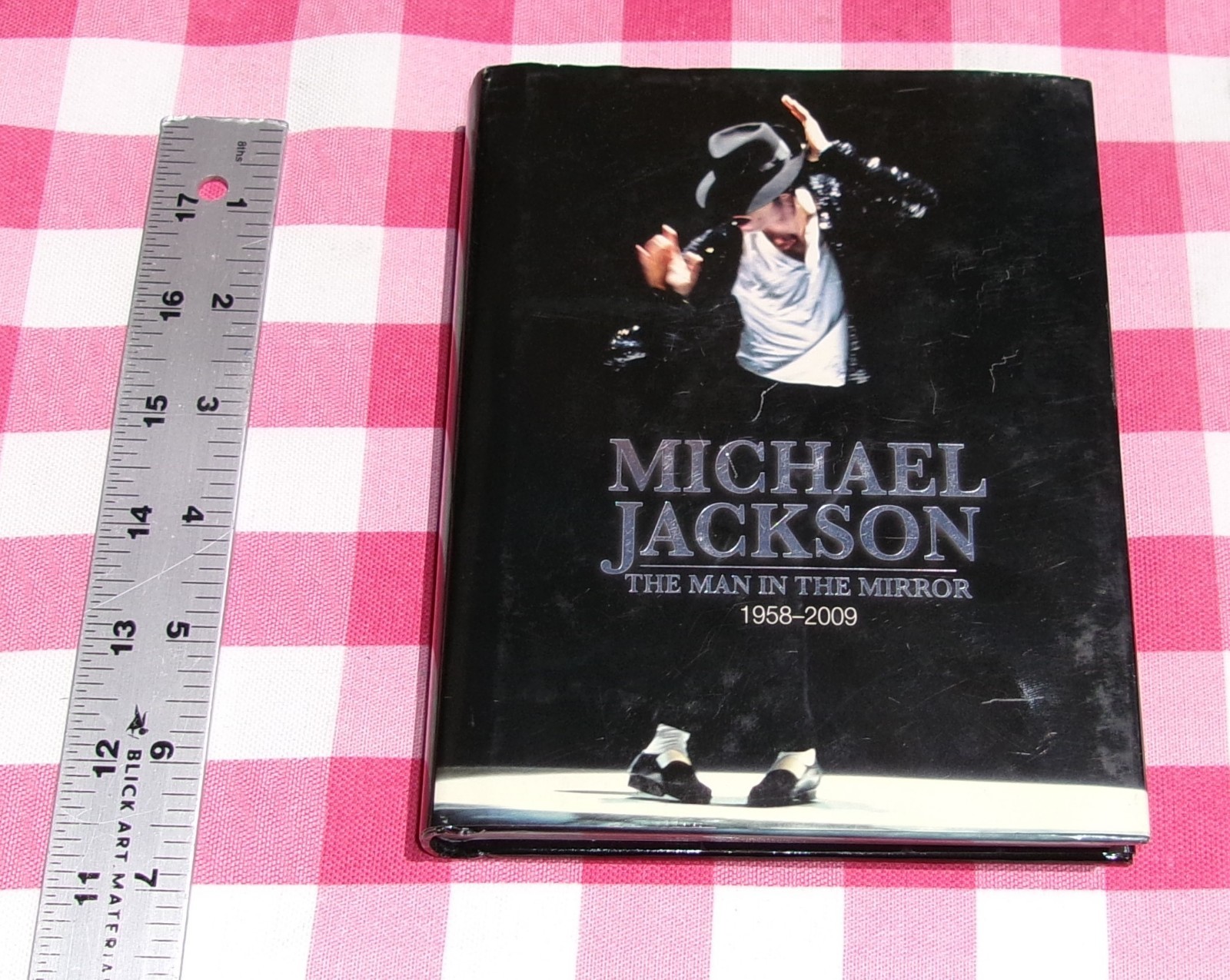 Michael Jackson: The Man in the Mirror 1958-2009 By Tim Hill Hardcover