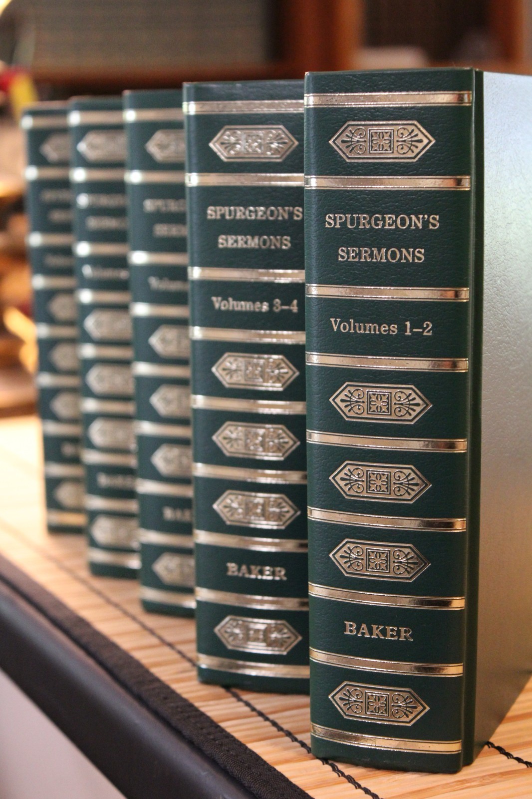 SPURGEON’s SERMONS – CH Spurgeon – LIKE NEW 1999 set Baker 10 Vol in 5 Books