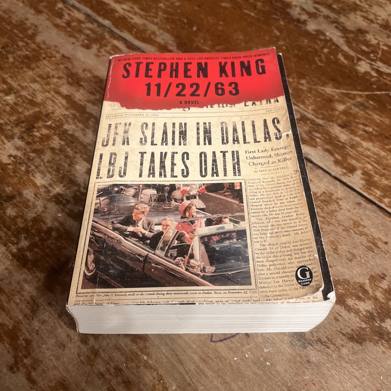 Stephen King’s 11/22/63 Novel | Paperback Edition | Published by Gallery Books