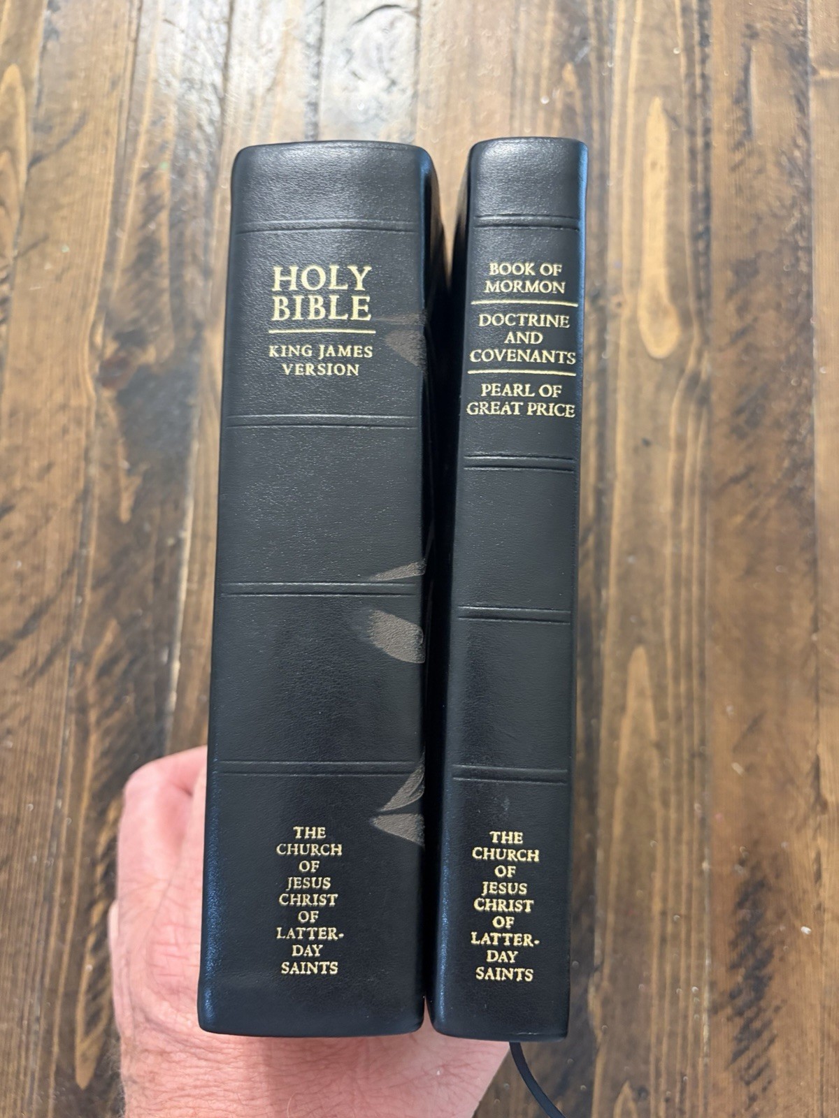 2022 Black Sim Leather LDS Scriptures Indexed 7-1/2” X 5-1/2” Clean!