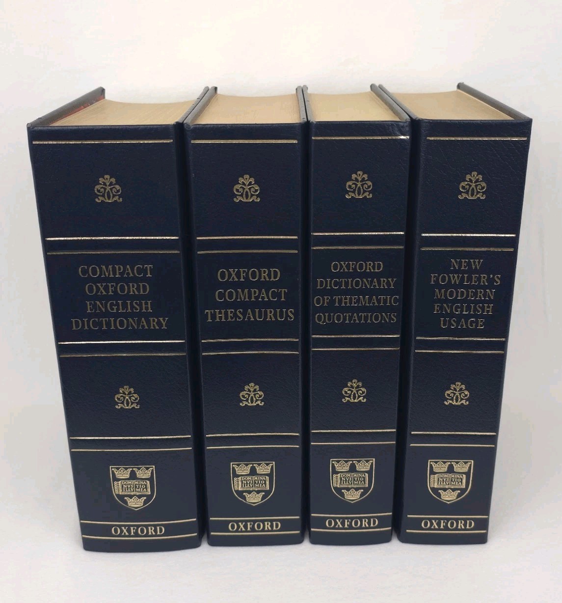 Oxford 4-Volume Reference Desk Set – Dictionary Thesaurus Quotations Usage