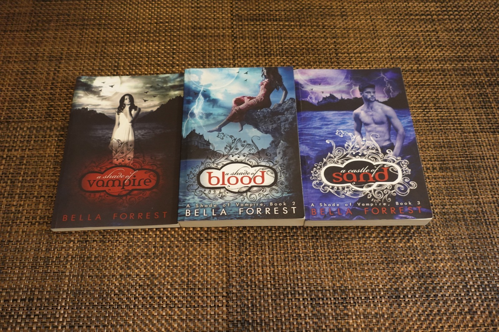 Lot 3 Bella Forrest Pb Books : 1+2+3 Shade of Vampire, Shade of Blood, Castle of