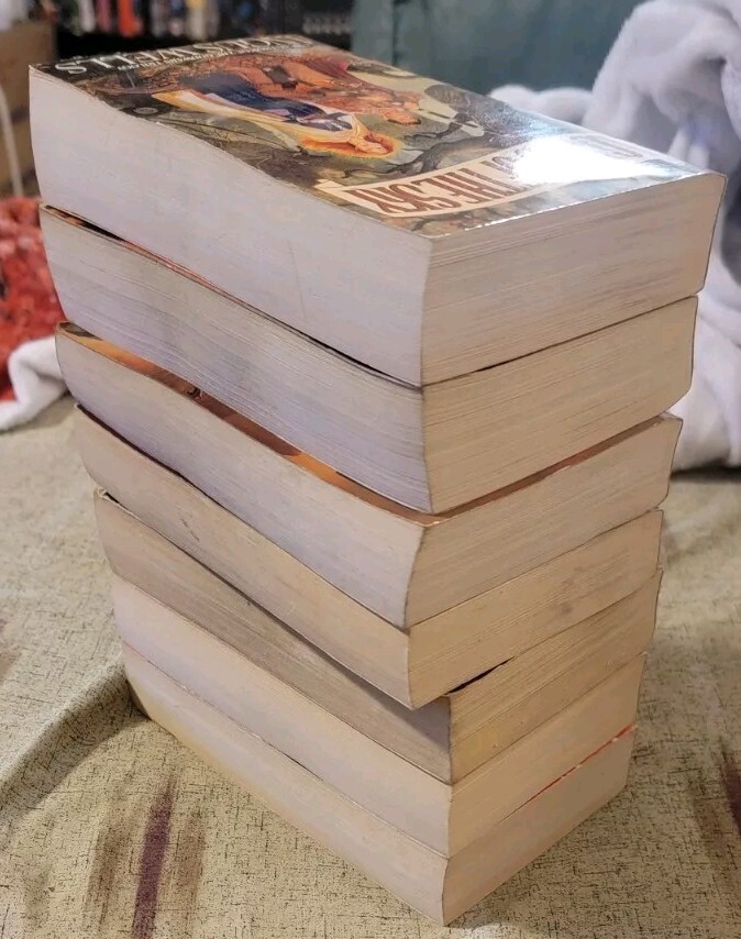3V Set THE GODWARS + 4 More Angus Wells Books- Fbdn Mgc, Dk Mgc, Wld Mgc +4 More