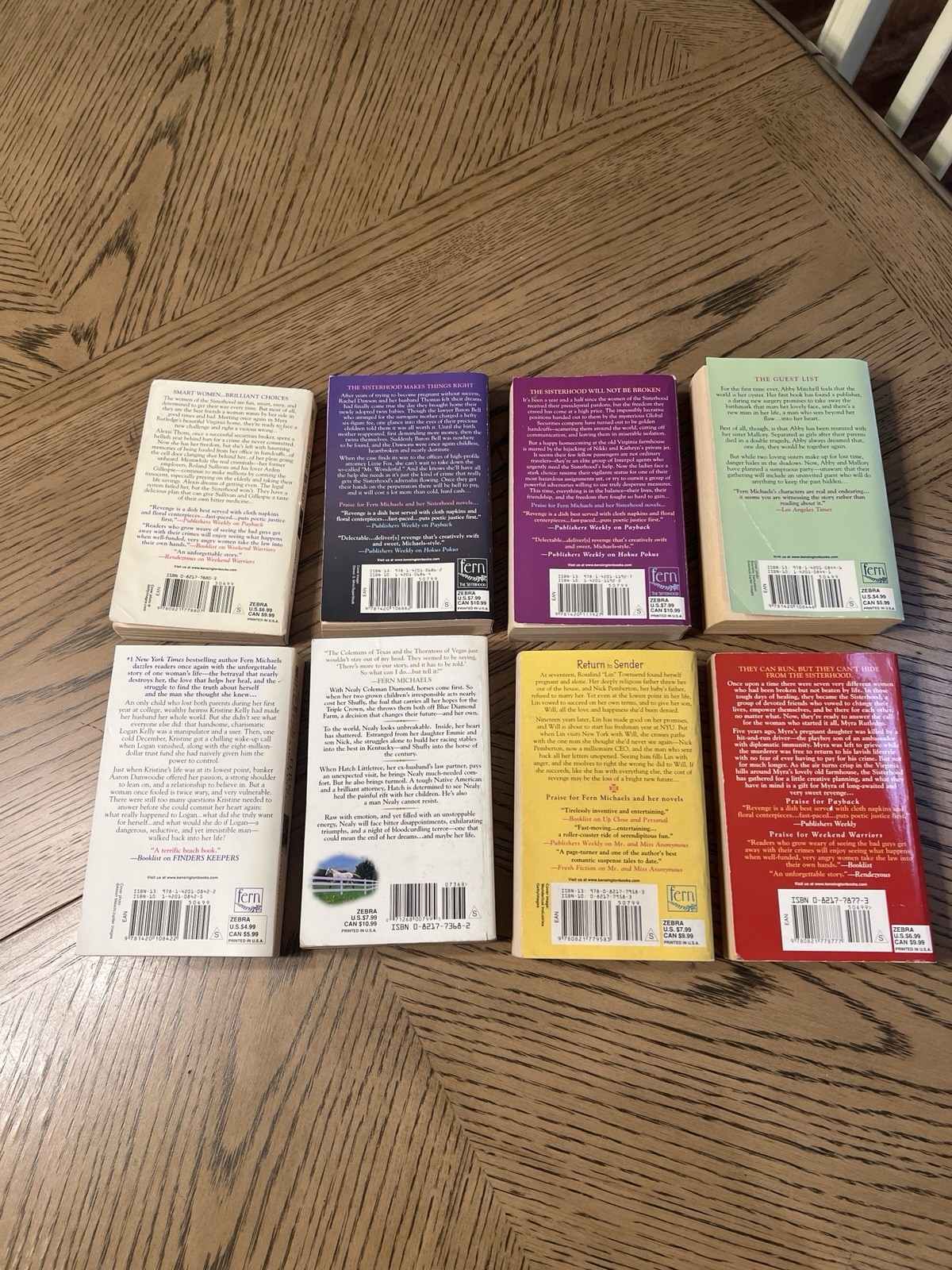 Lot of 17 Fern Michaels Books —Sisterhood, Holiday, +More