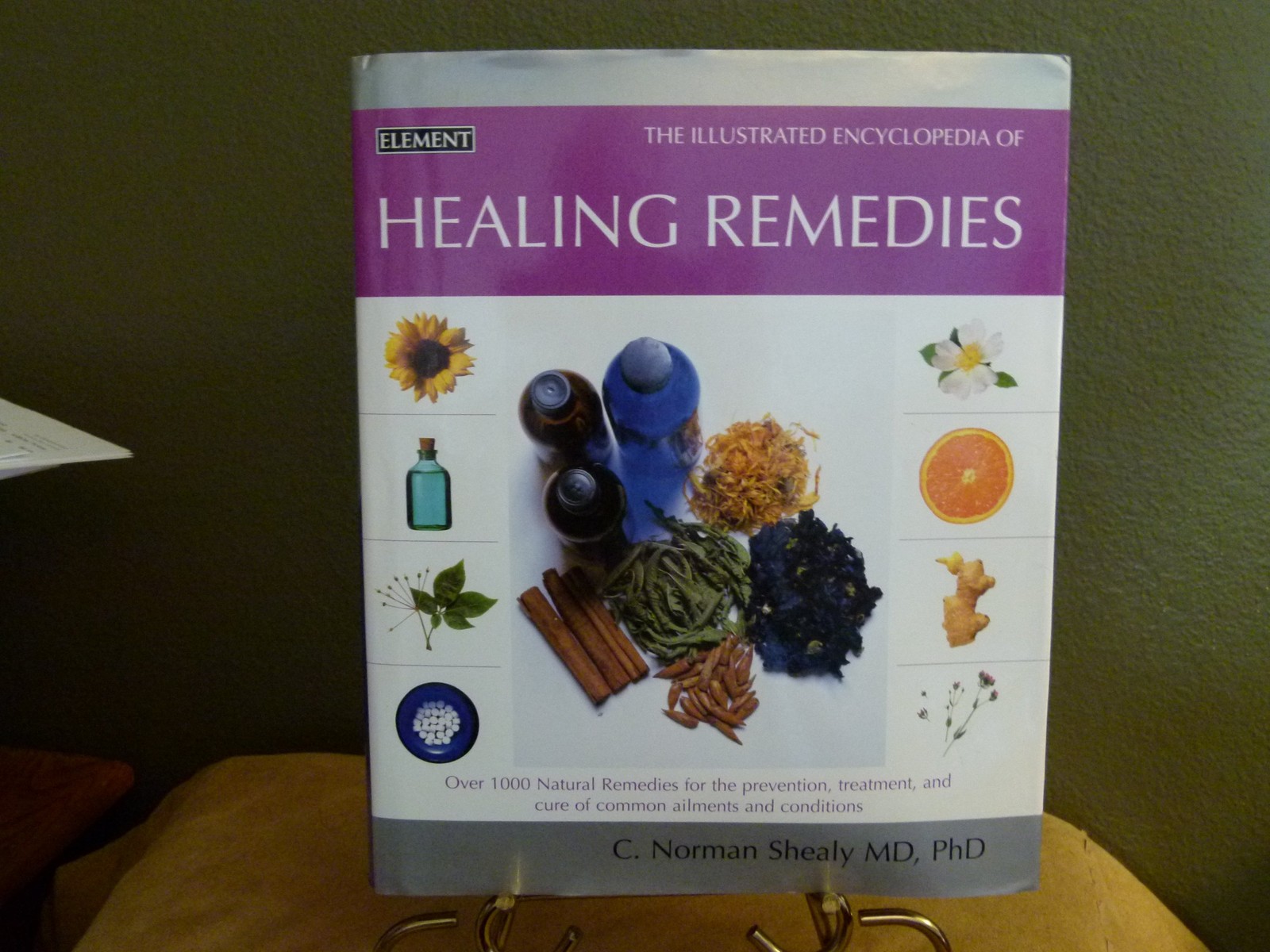 The Illustrated Encyclopedia of Healing Remedies by c. norman shealy md (200…
