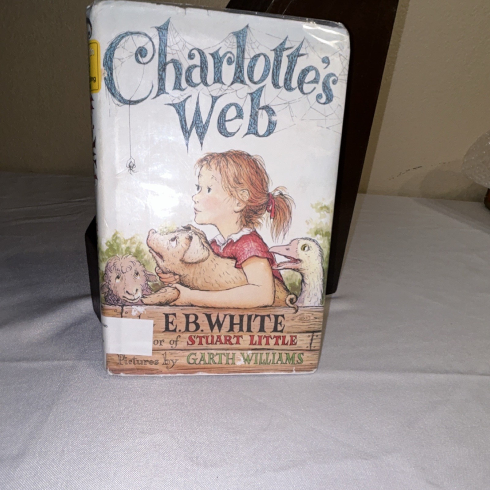 Charlotte’s Web E.B. White Hardcover Illustrated Garth Williams Ex Libris 9-12