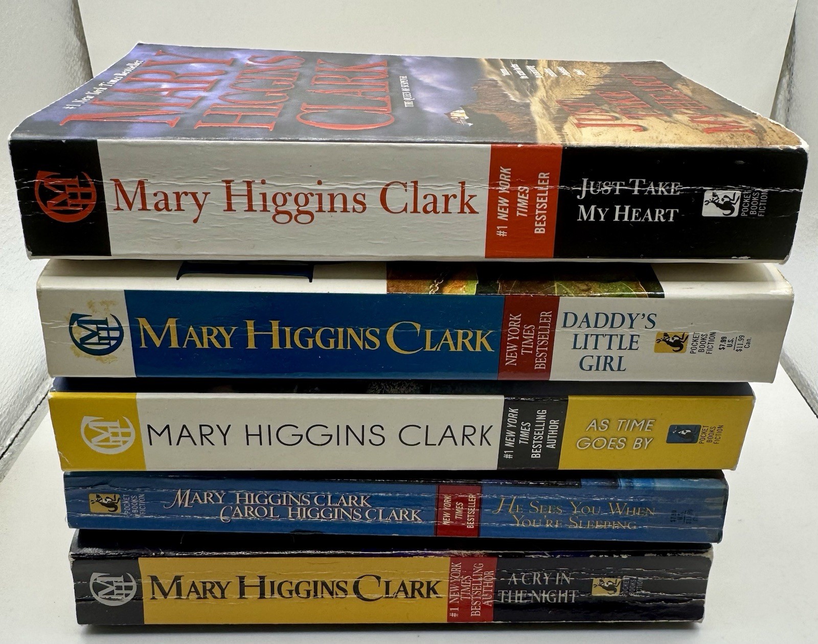 Mary Higgins Clark Paperback Book Lot of 5 Mystery Suspense Novels Bestseller