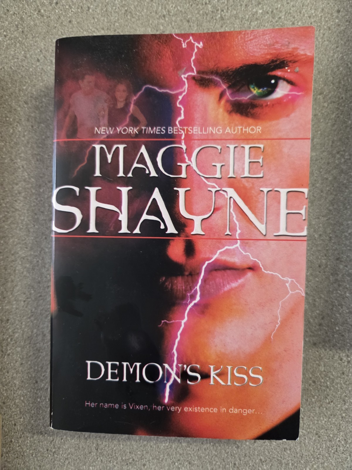 Maggie Shayne Lot Of 10 Books. 2 Are Omnibus=13 Stories In Total. Paranormal…