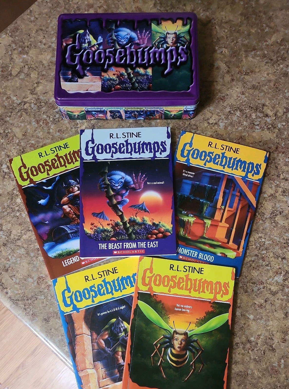 GOOSEBUMPS Retro Scream Tin Box 25th Anniversary Collector 5 PB Books