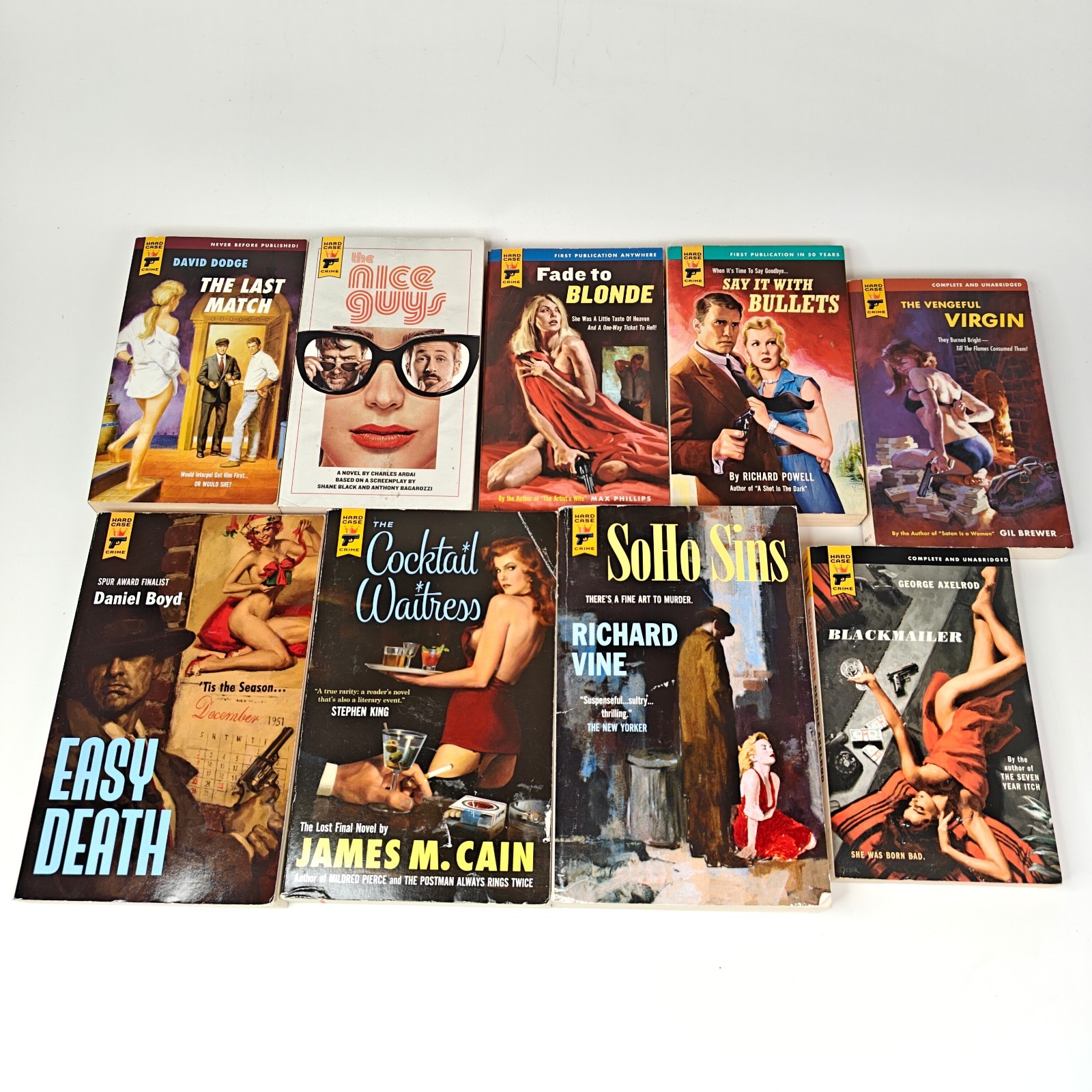 Hard Case Crime Lot of 28 Hard Boiled Noir Action Mystery Thriller Pulp Novels