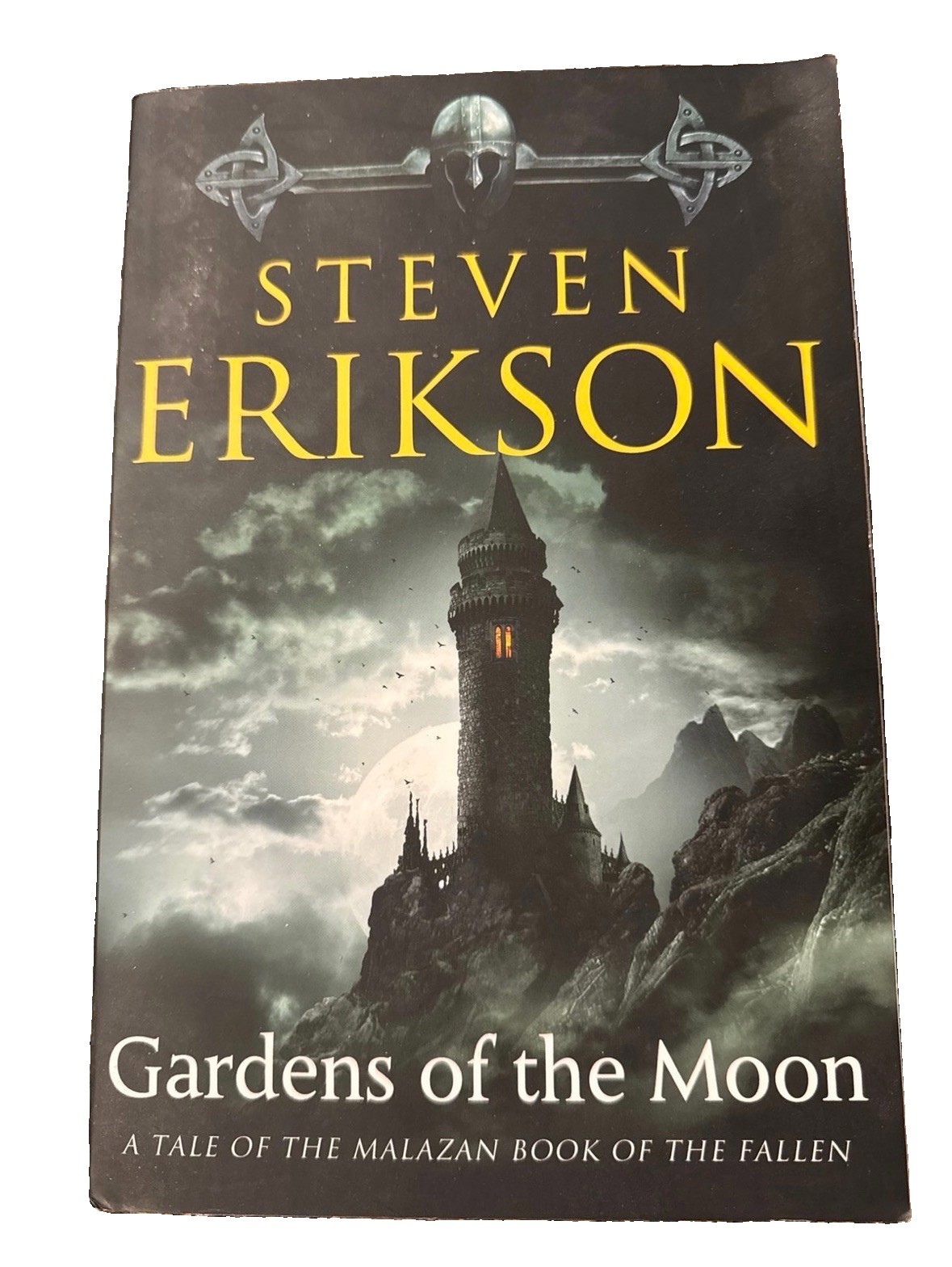 Gardens of the Moon Steven Erikson Paperback Malazan Book of the Fallen Book 1