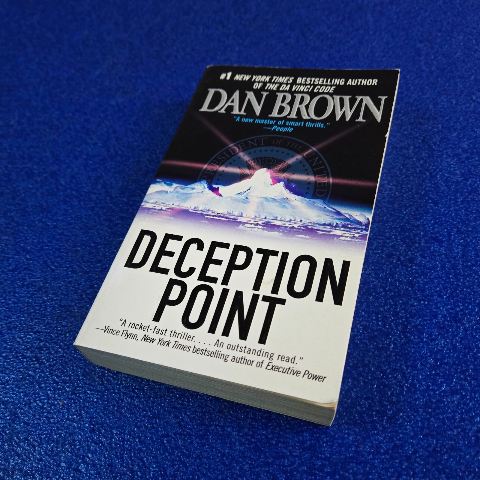 DECEPTION POINT: BY DAN BROWN PAPERBACK FREE SHIPPING BOOK