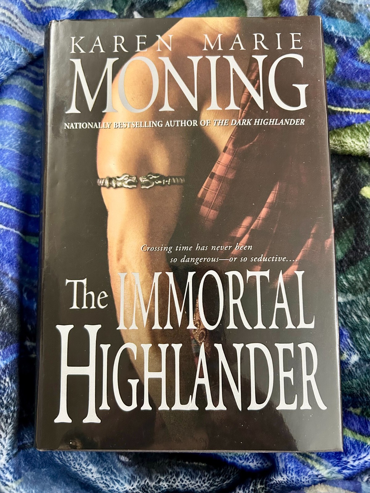 THE IMMORTAL HIGHLANDER KAREN MARIE MONING HARDCOVER BRAND NEW **FREE SHIPPING**