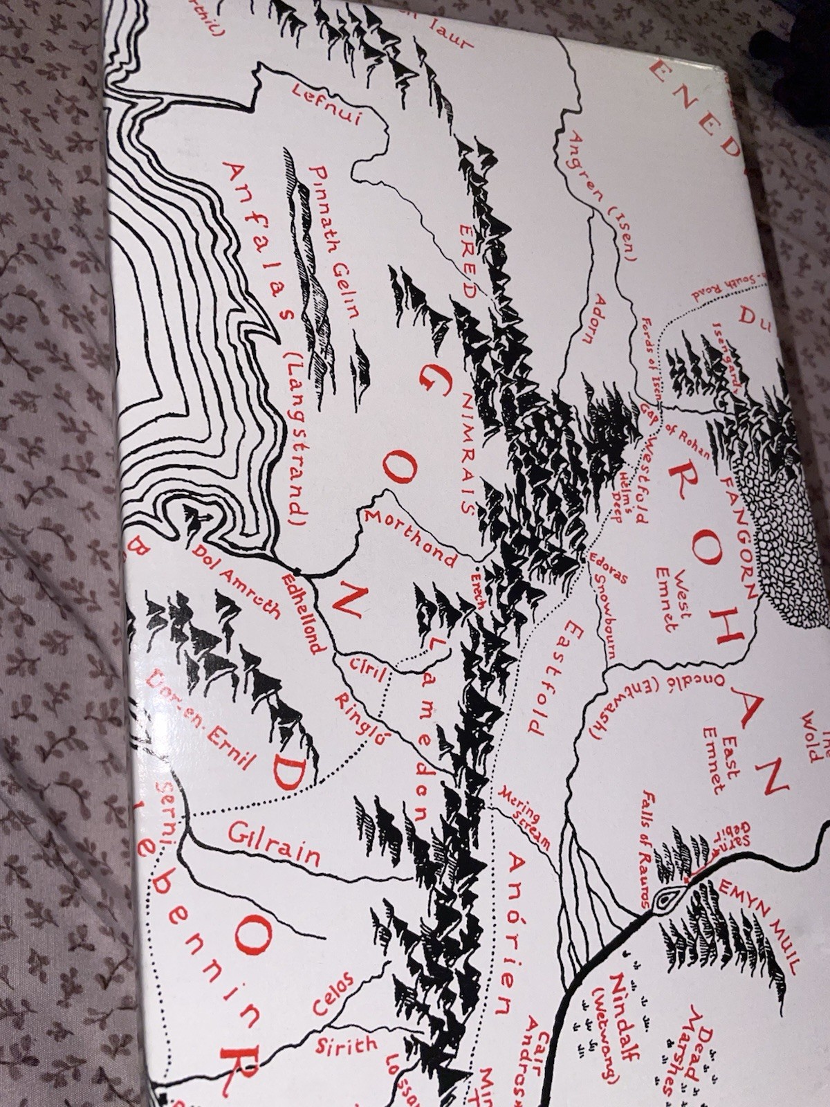 The Lord of the Rings Deluxe Illustrated by Author: A Fully Illustrated…
