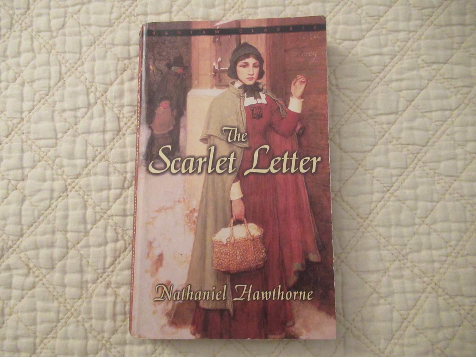 The Scarlet Letter by Nathaniel Hawthorne (Paperback) (Bantam Classics)