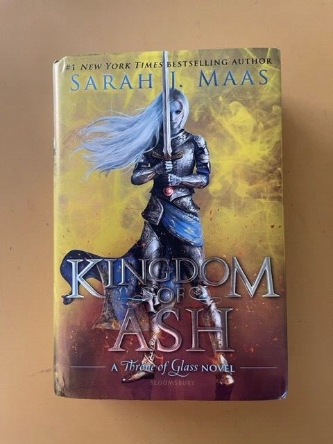 VERY GOOD Kingdom of Ash (Throne of Glass) by Sarah J. Maas, SKU 1126