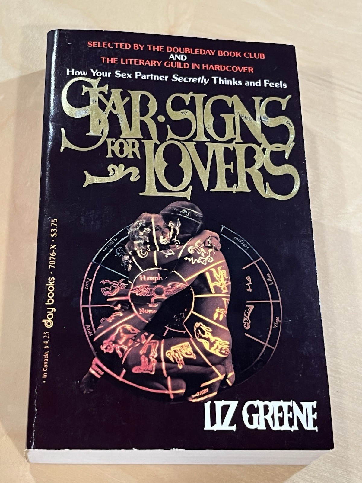 Vintage 1981 Paperback Star Signs For Lovers by Liz Greene Astrology 479 Pages