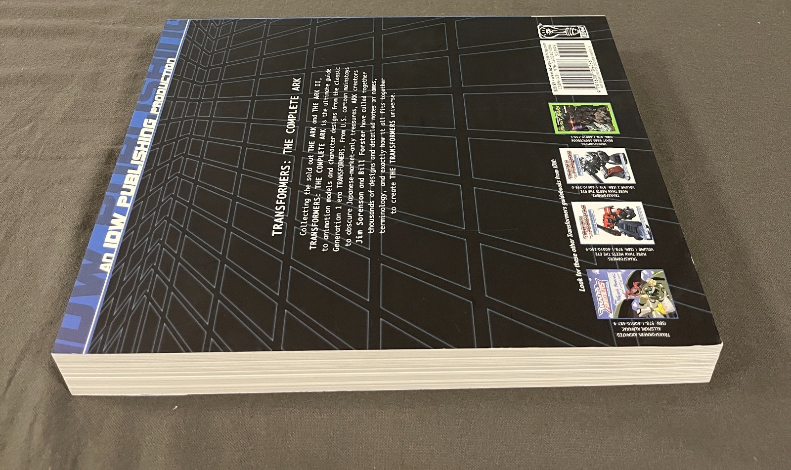 Transformers: The Complete Ark : By Sorenson & Forster : Light shelf wear