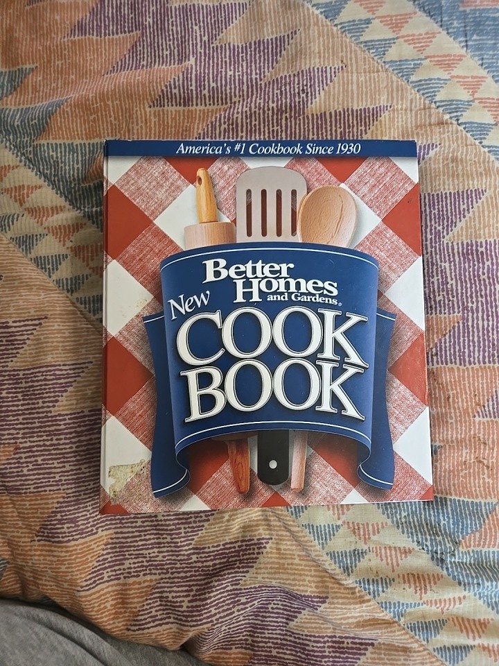 BETTER HOMES AND GARDENS NEW COOKBOOK 12th Edition 2002 RING-BOUND Sealed