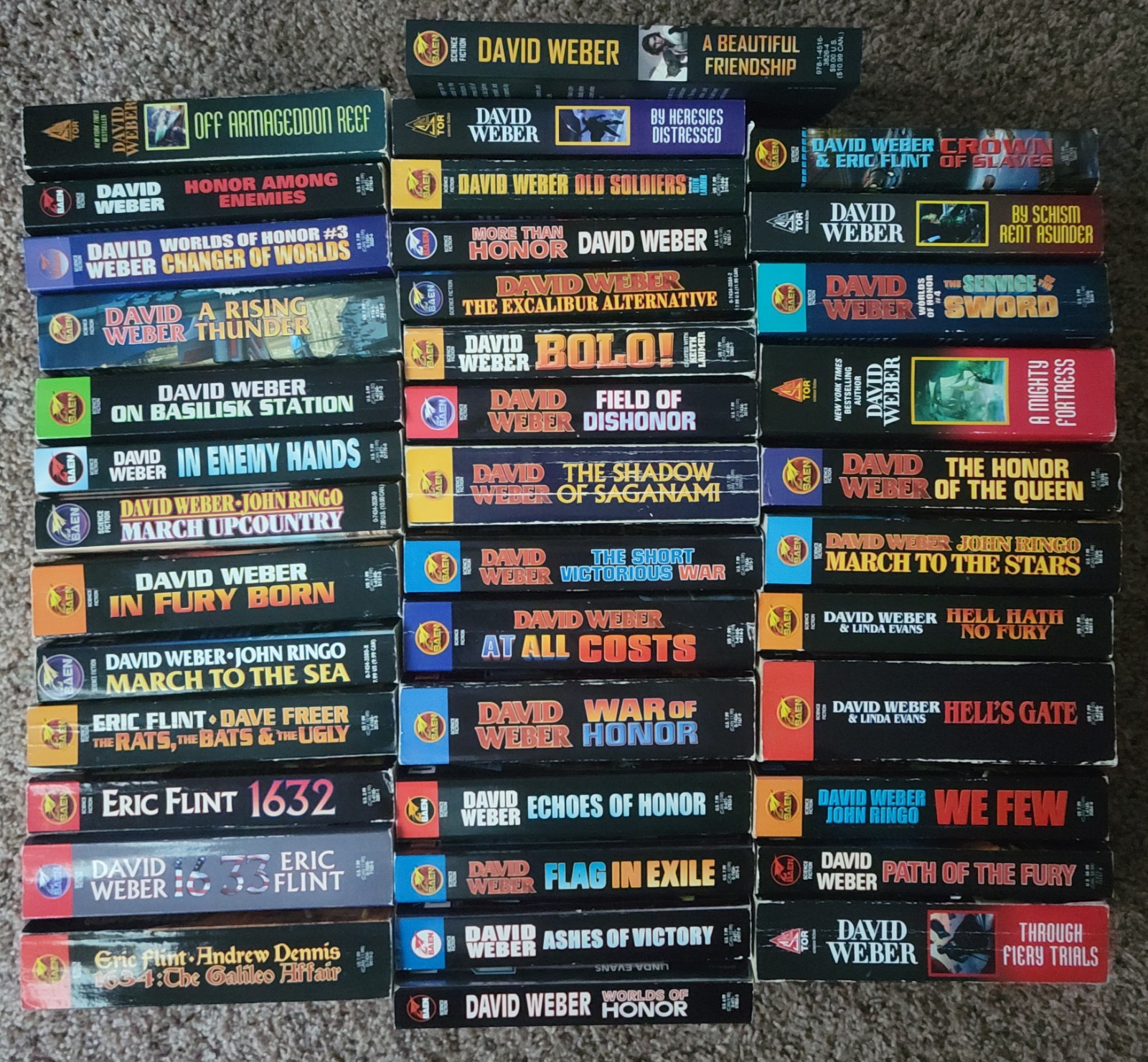 PB x 39 HUGE LOT, David Weber Novels