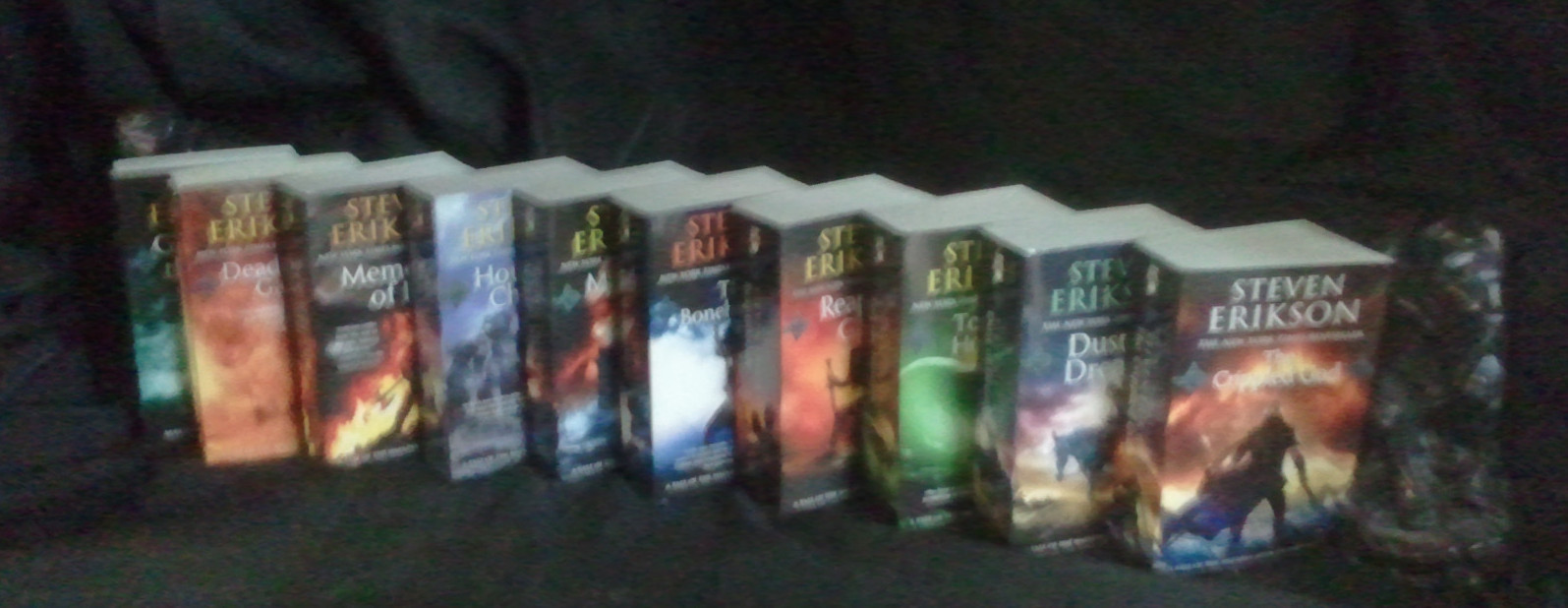 Malazan Book of the Fallen Series Complete Collection Set 110 by Steven G2U