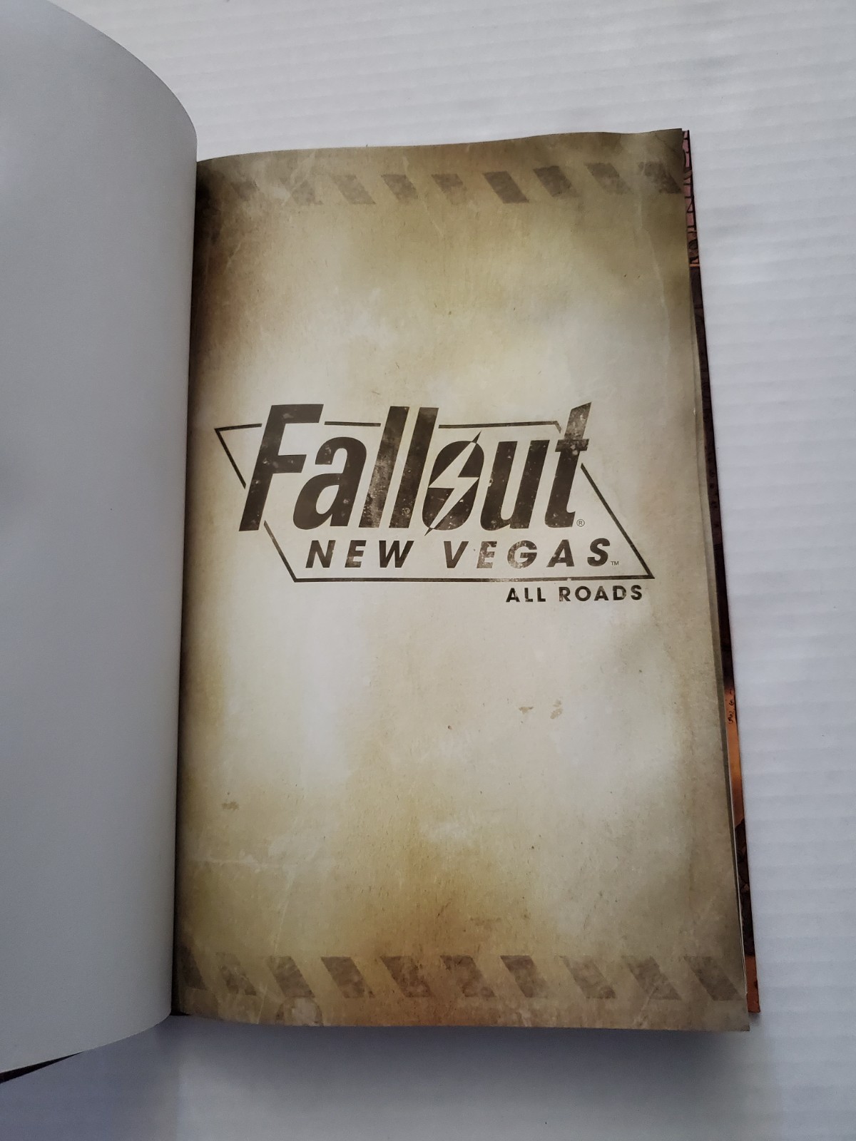 Fallout: New Vegas – All Roads Hardcover Graphic Novel, Collector’s Edition