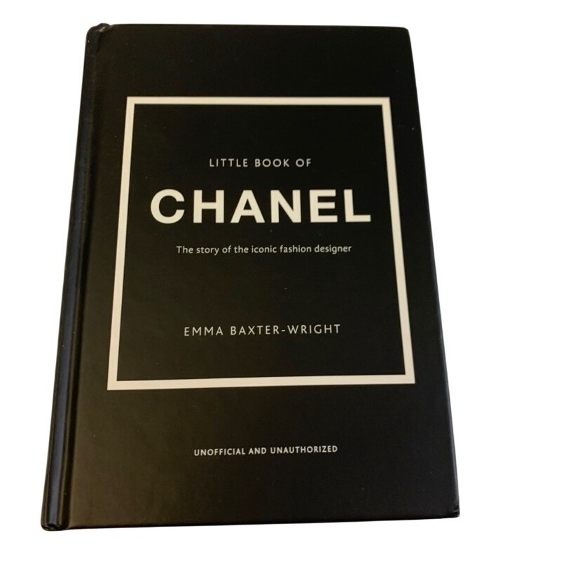 Little Book of Chanel Emma Baxter-Wright Fashion Hardcover Designer History