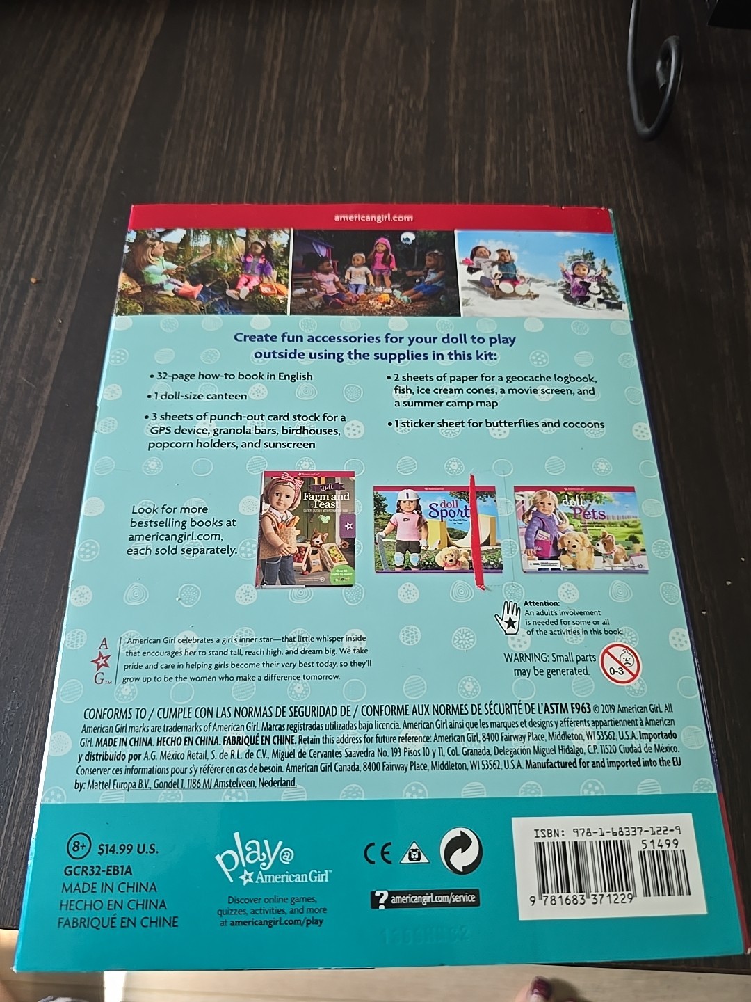 American Girl Doll Outdoors : Your Doll’s Guide to Adventure (Book & Craft Kit)
