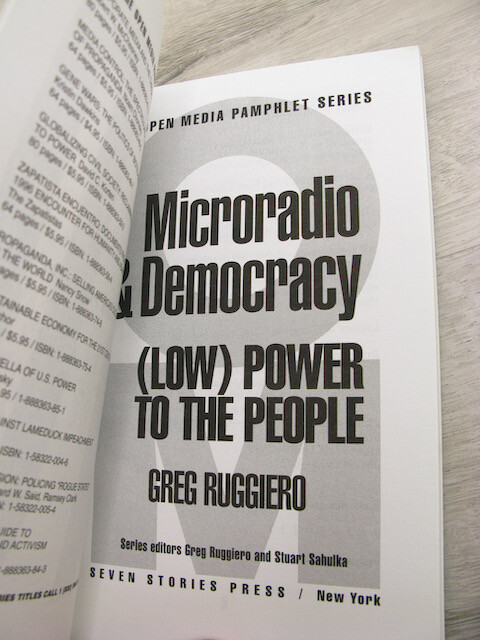 Open Media Pamphlet Series #10 Microradio & Democracy Greg Ruggiero 1999 PB 1st