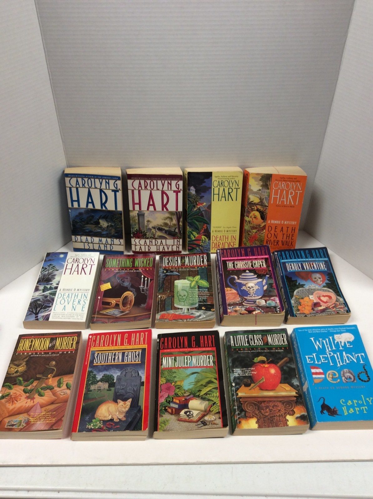 CAROLYN HART (Lot of 14) Henrie O & Death on Demand Series PB