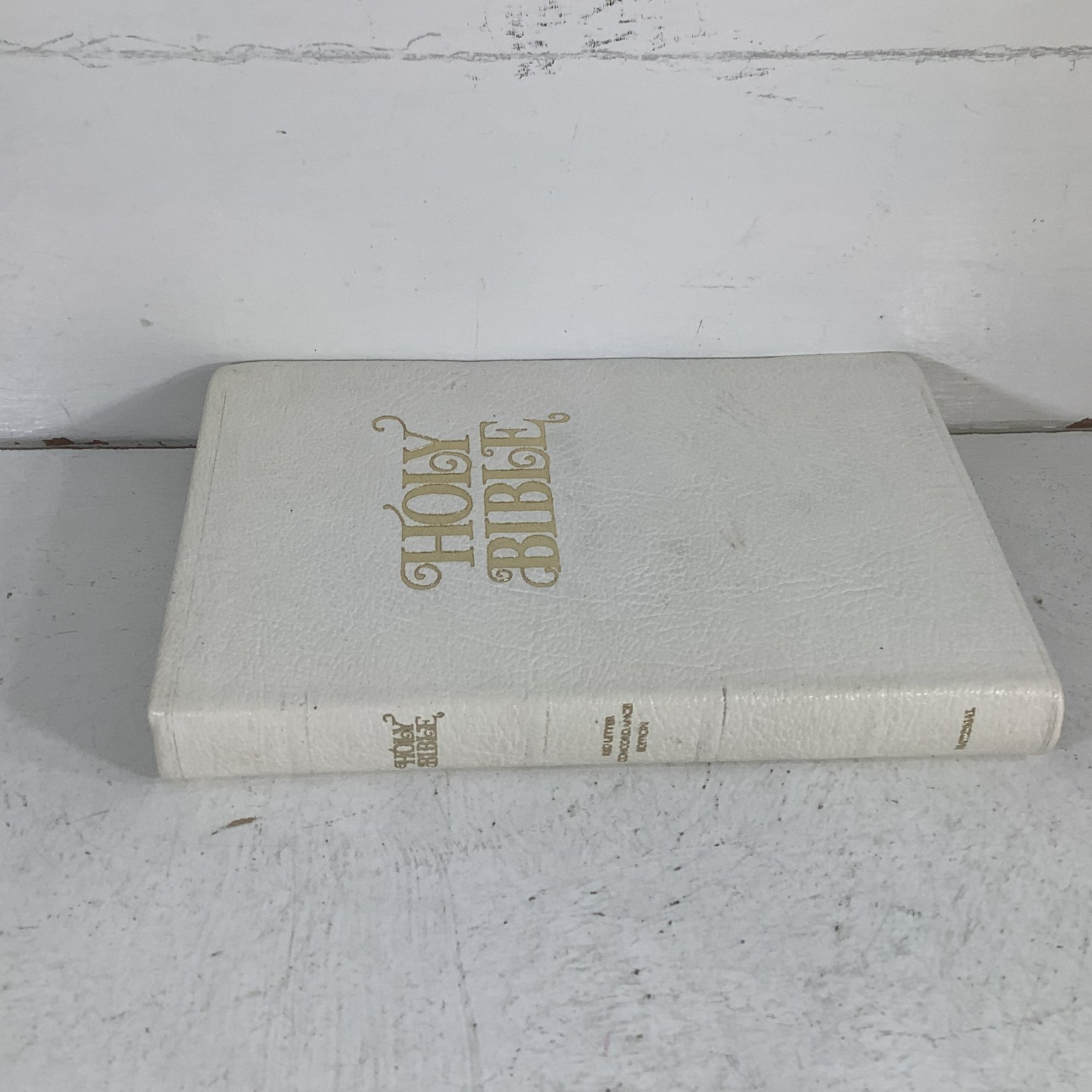 Holy Bible KJV 1970 National Bible Press White Bonded Leather VG 8.75″ x 5.75″