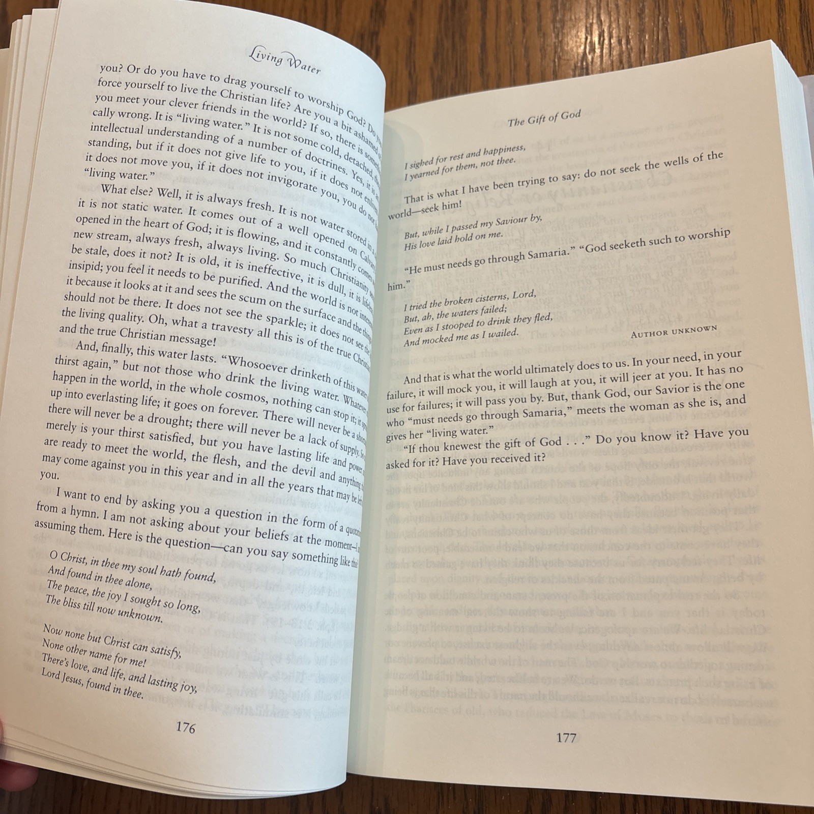 Living Water, Studies In John 4 By Martyn Lloyd-Jones HBDJ