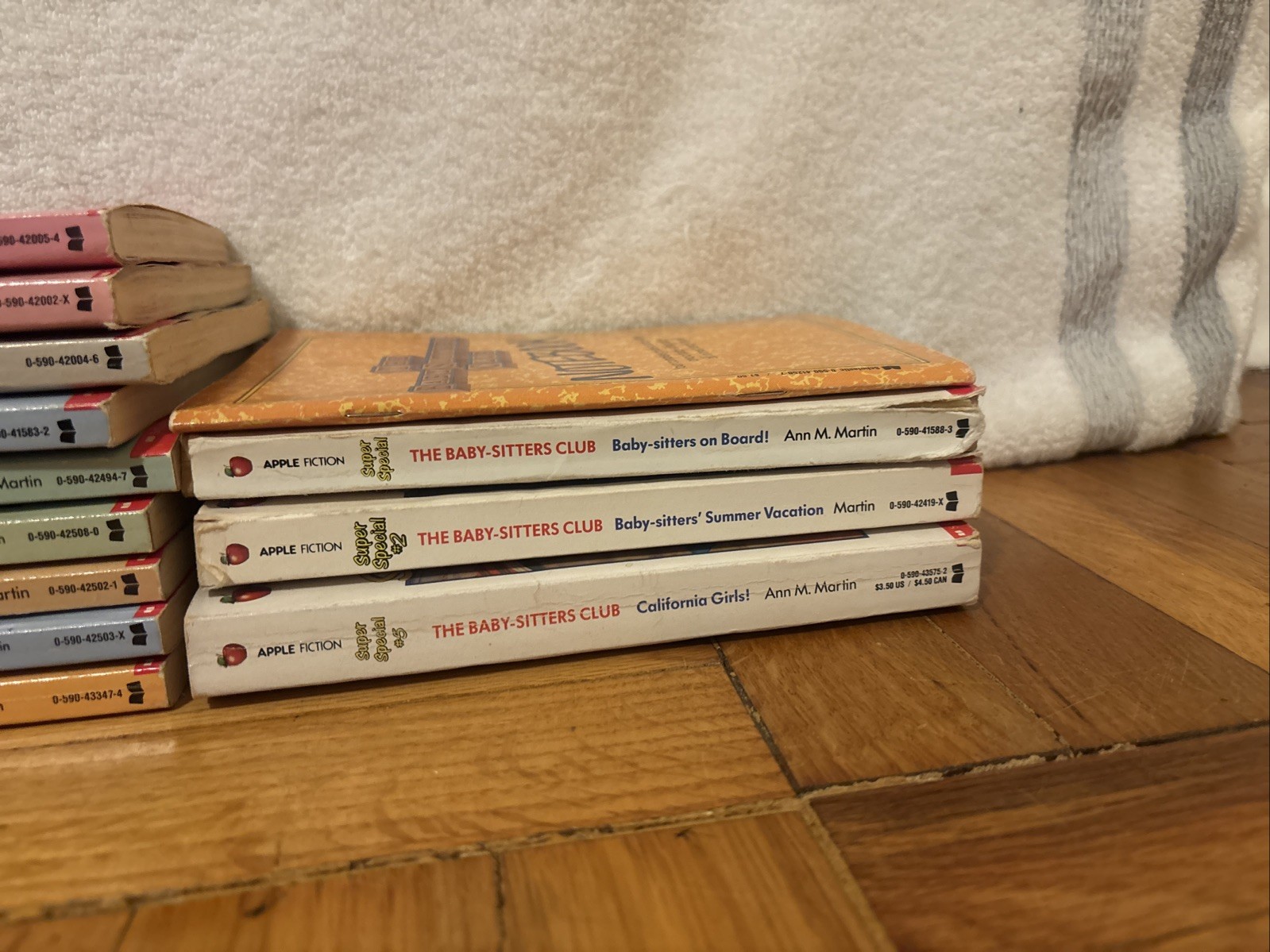 Babysitters Club Books – Lot Of 36 Including 3 Super Specials Ann M Martin