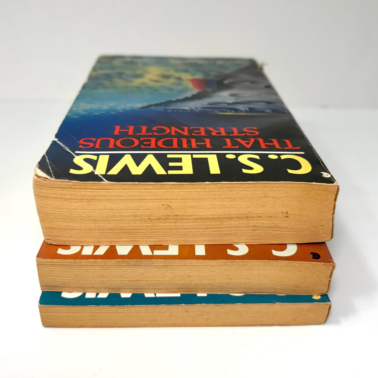 C.S. Lewis – Space Trilogy Box Set – Macmillan Collier Paperback books 1986