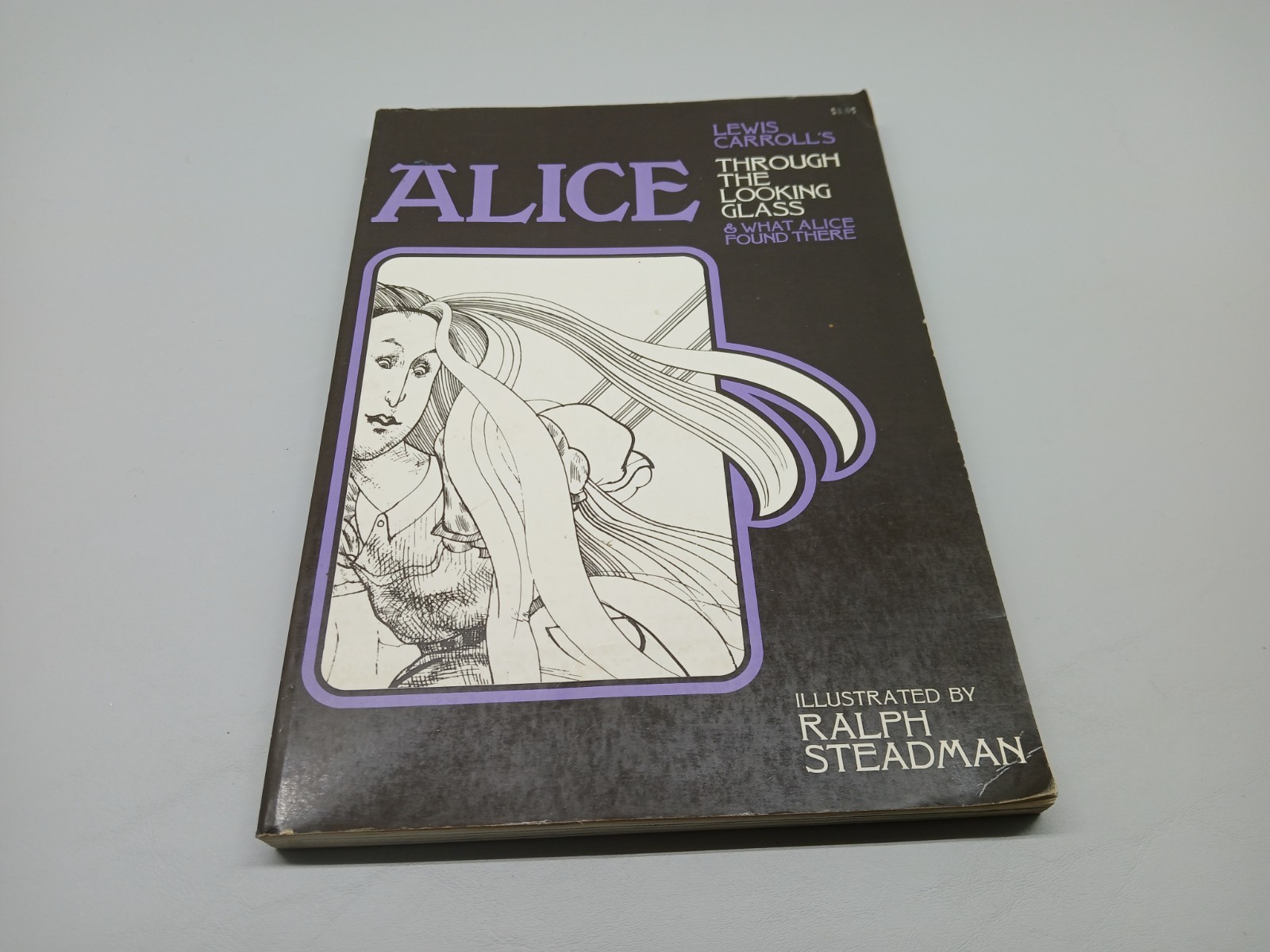 ALICE Through the Looking Glass: Ralph Steadman does Carroll’s WONDER LAND