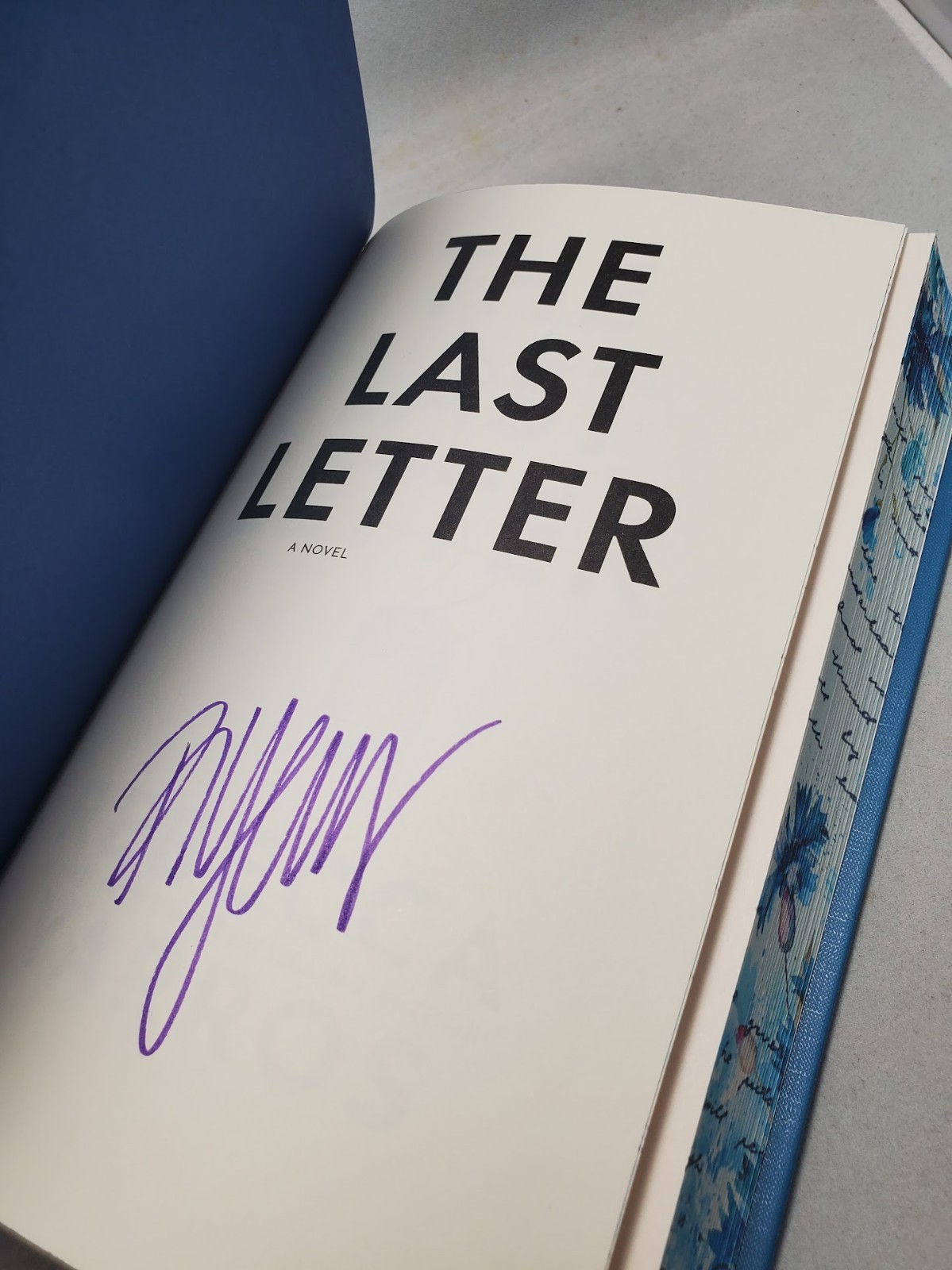The Last Letter (SIGNED) by Rebecca Yarros, Deluxe Edition 2025, Hardcover