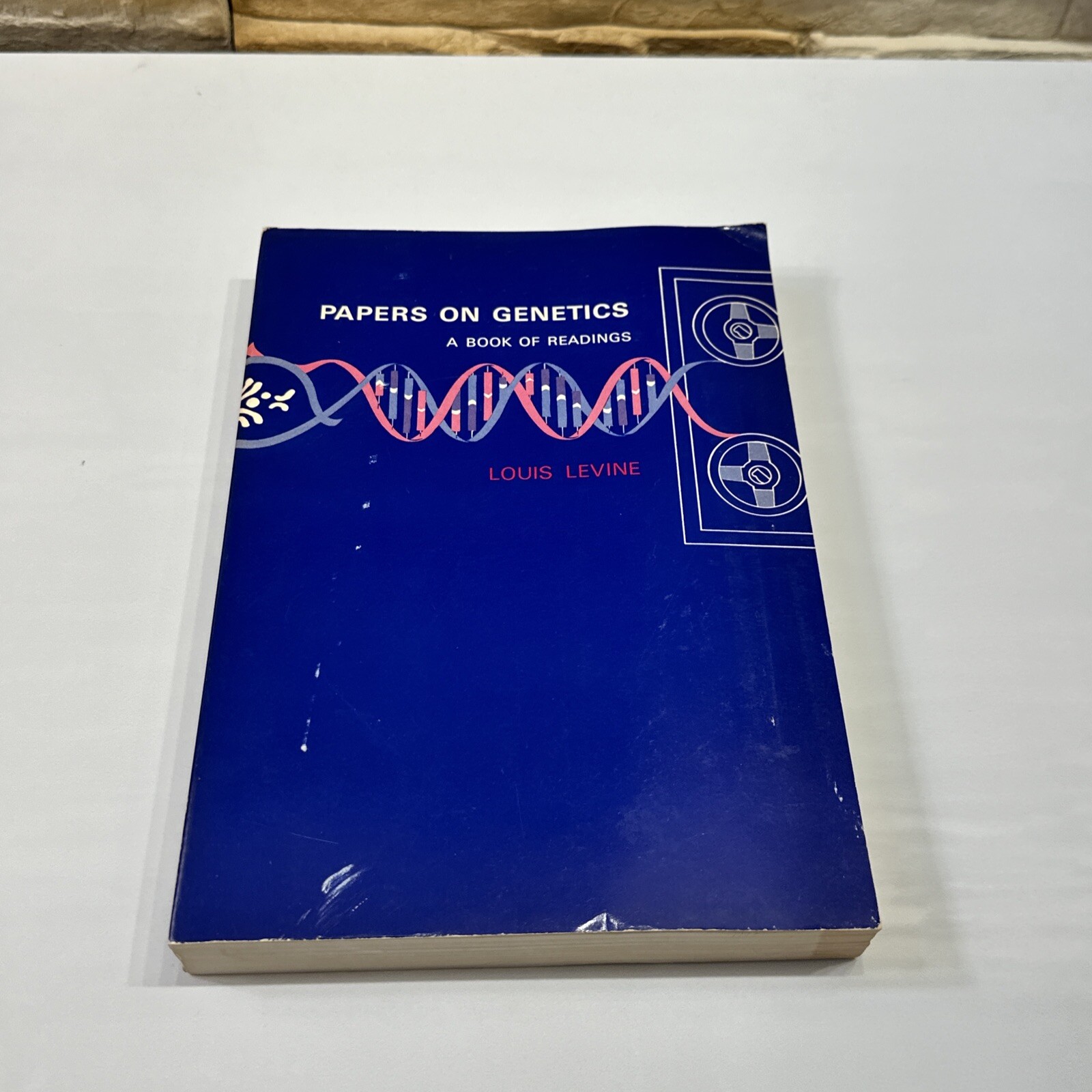 1971 Papers on Genetics A Book of Readings By Louis Levine C. V. Mosby Company