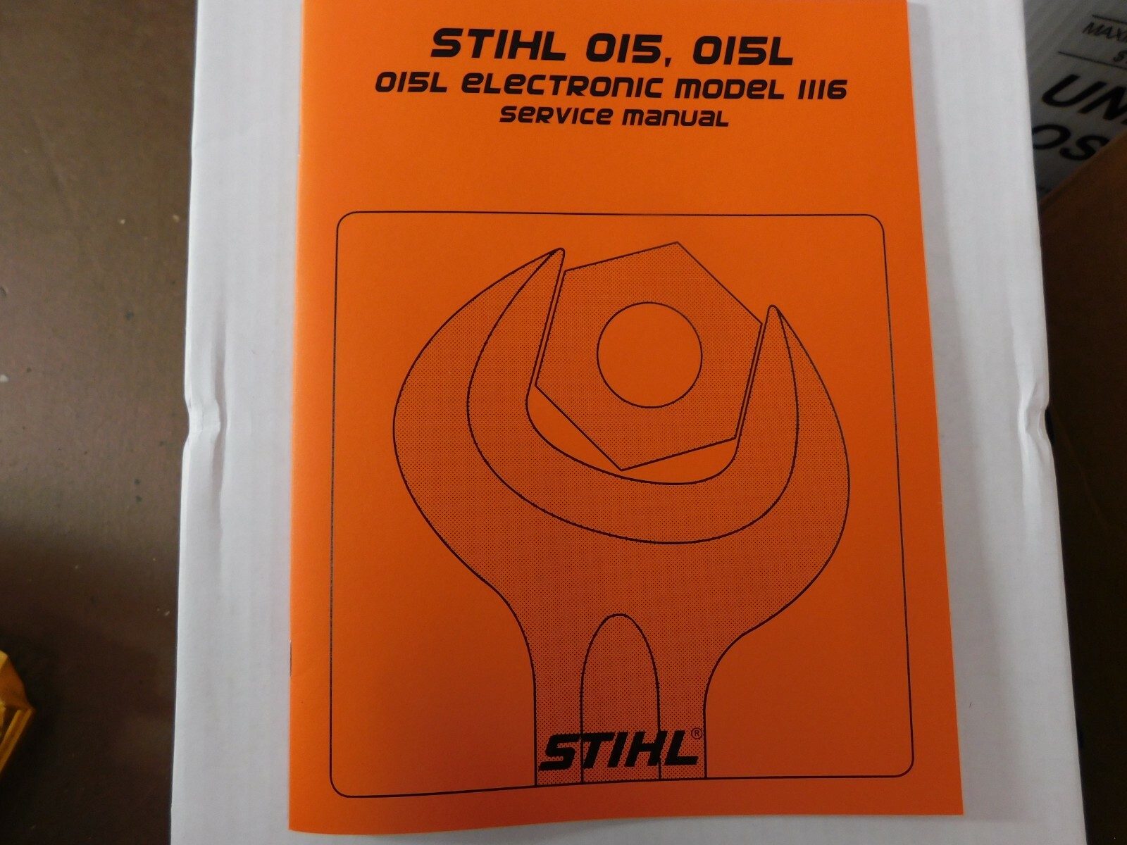 REPAIR MANUAL FOR STIHL 015 015AV 015AVP CHAINSAW NEW —— BOX 454 A