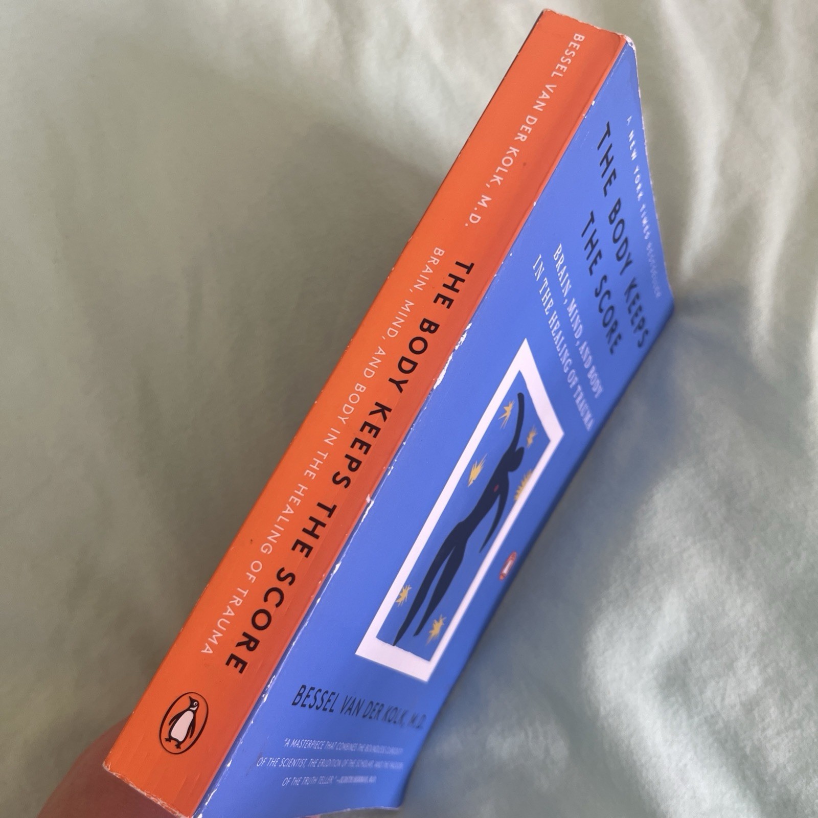 Body Keeps the Score by Bessel van der Kolk Trade Paperback Psychology 2015