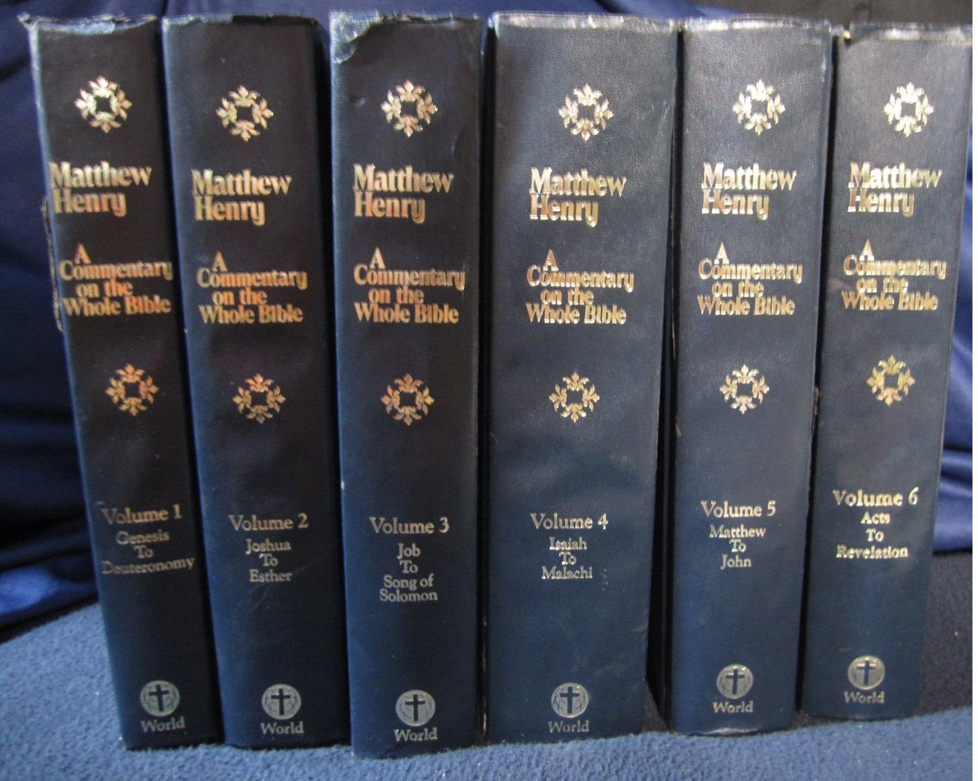 A Commentary on the Whole Bible – 6 Volume Set [Hardcover] Matthew Henry